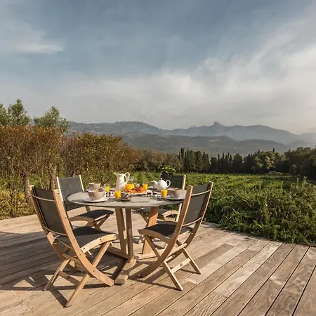 Casa Di Pruno Figari (Corsica)