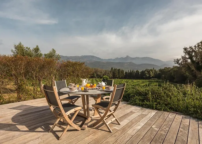 Casa Di Pruno Figari (Corsica)